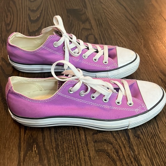 NWT purple converse! - Picture 2 of 2